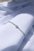 Brazalete tenis corazón plateado